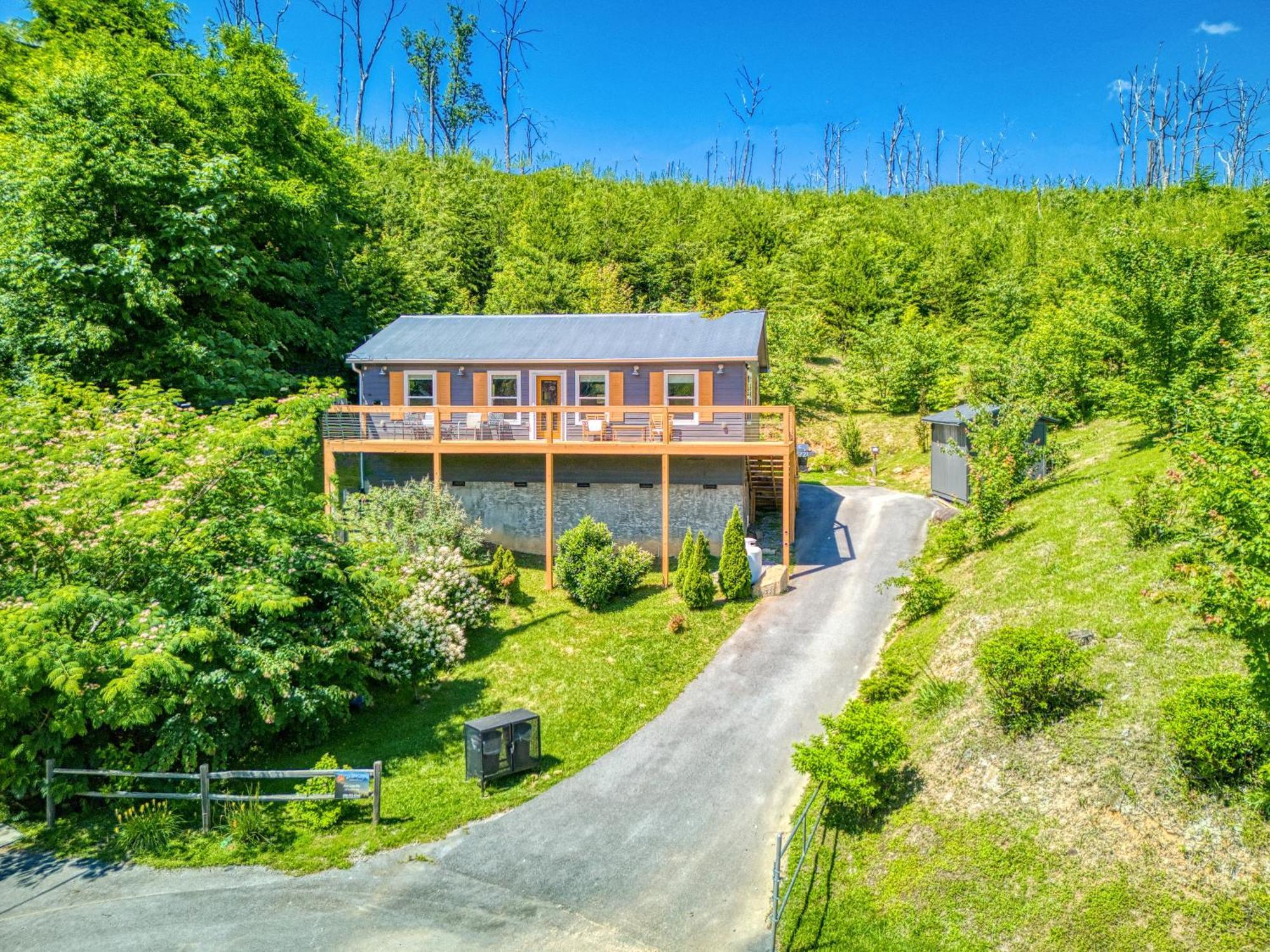 Key Lime Pie, Hot Tub,Wifi, 1089 Free Tickets Each Paid Day, Dollywood And More Гетлинбург Екстериор снимка